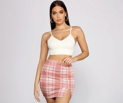 Chic Trendsetter Crop Top